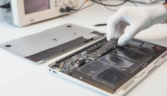 Как отремонтировать технику Apple